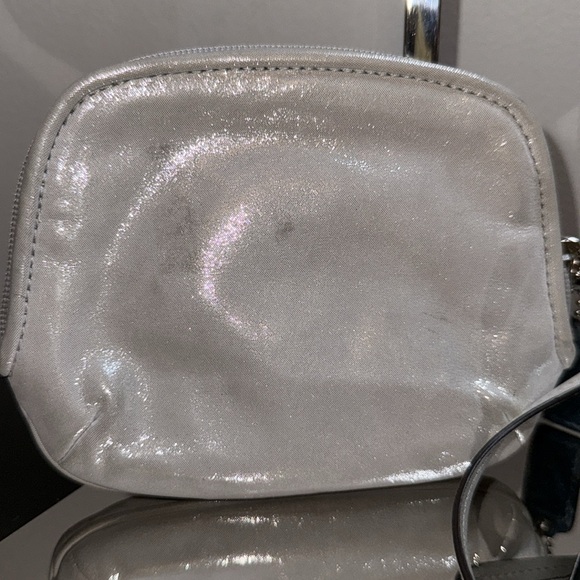 Coach Legacy soft silver leather wristlet - Picture 4 of 11
